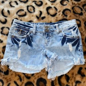 Light denim shorts